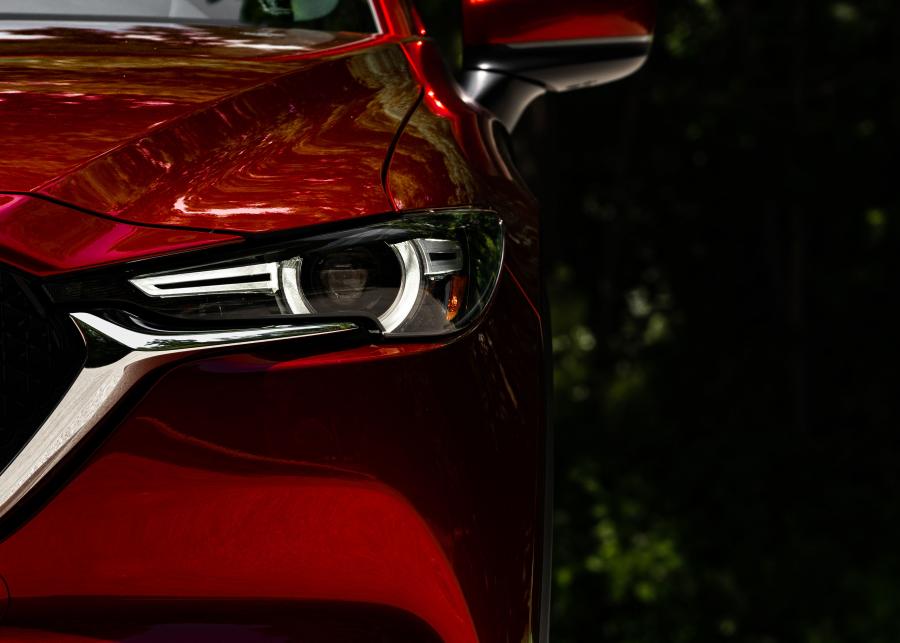Детали экстерьера Mazda CX-5 Signature Skyactiv-D 2018 года  (CA) (фото 8 из 20)